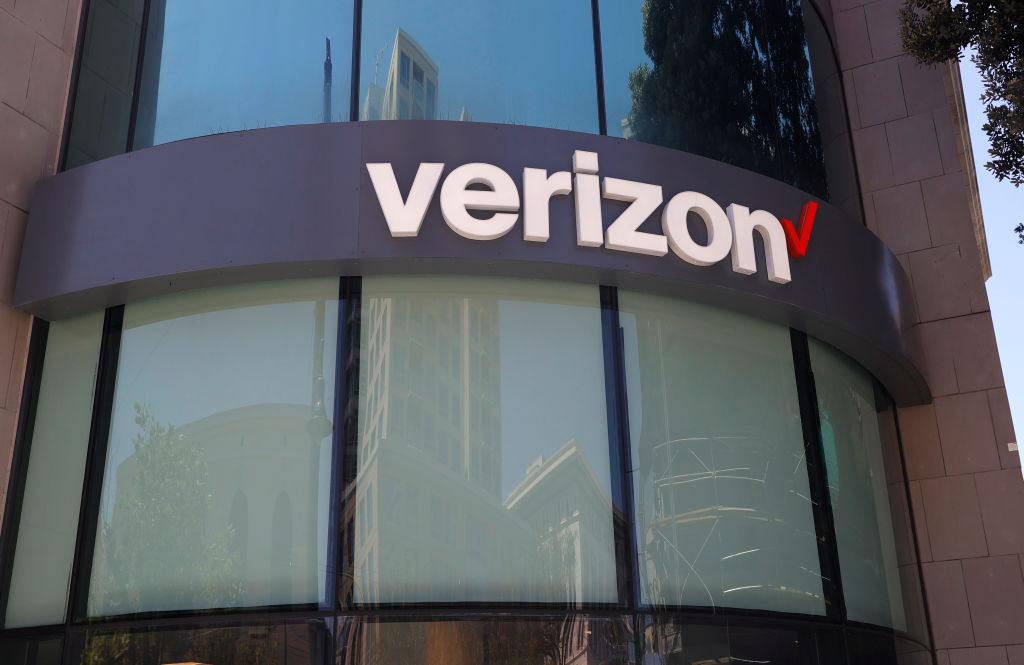 Verizon Stirs Controversy: Aggressive $4 Price Hike Sparks Backlash from Subscribers