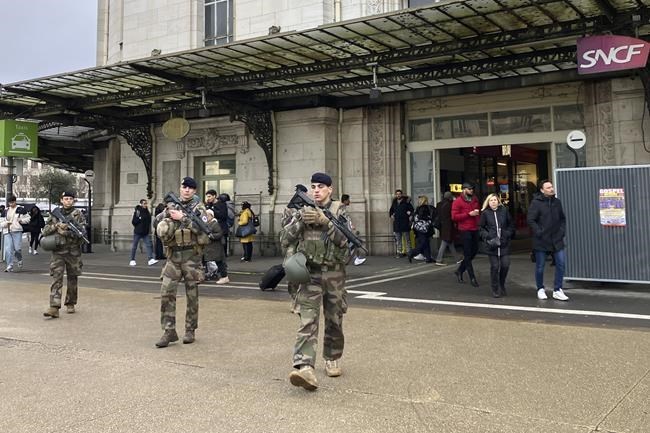 Paris Police Chief: Man with Mental Health Issues Wounds 3 in Gare de Lyon Attack