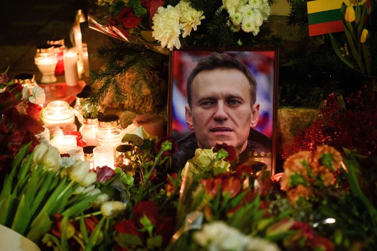 As the location of Alexei Navalny’s body is still unknown, the Kremlin is charged of “covering tracks”