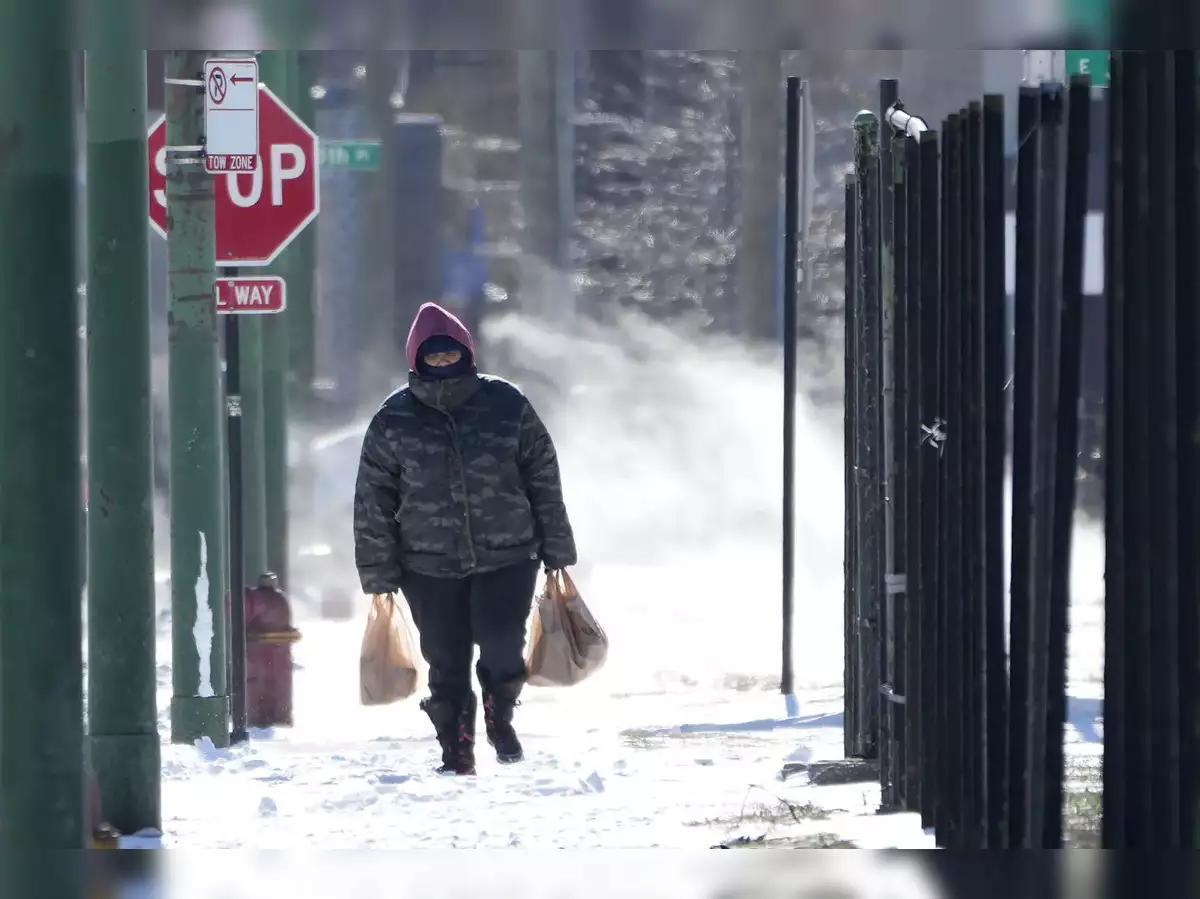 Chicago’s Arctic Chill: What You Need to Know Before Heading Out