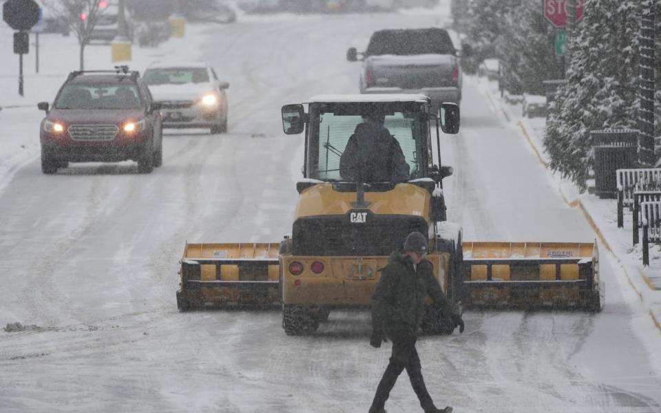 Snowstorm Hits Boston: Here’s How Much to Expect and When It Will Stop