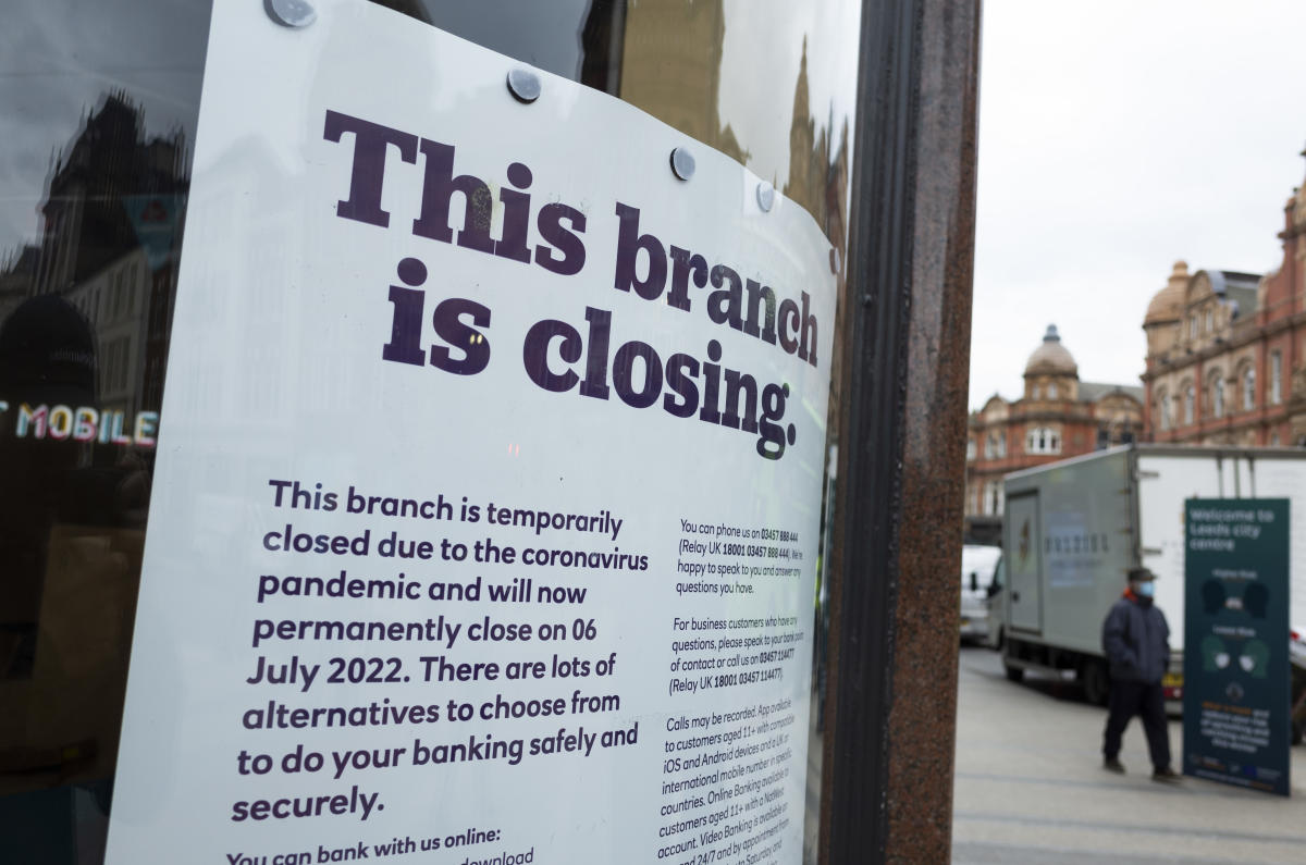 America’s Banking Crisis: What Thousands of Branch Closures Mean for You