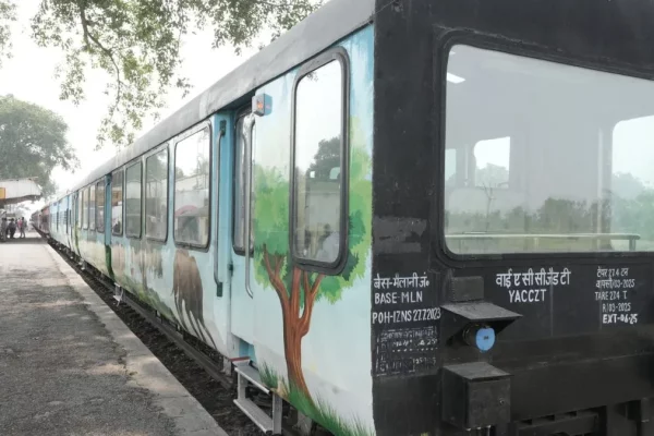 Tragedy in Ohio: Train Hits Family on Railroad Bridge, 3 Dead, Toddler Survives