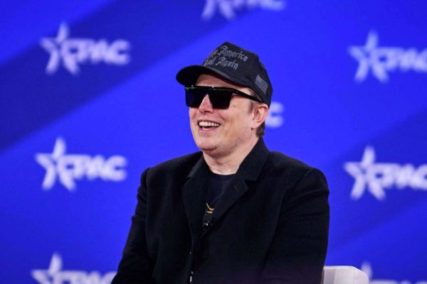 Why Elon Musk Isn't Sending You a $5,000 DOGE Stimulus Check