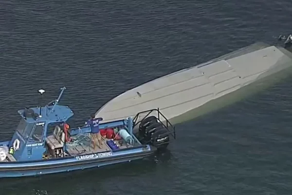 Scary Moments Off Miami Beach as Boat Flips: One Person Rescued Just in Time Scary Moments Off Miami Beach as Boat Flips: One Person Rescued Just in Time
