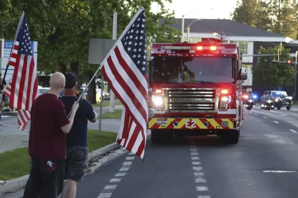 From Fire Call to Fatal Trap: Idaho Firefighters Killed in Ambush — Shooter Found Dead Near Scene